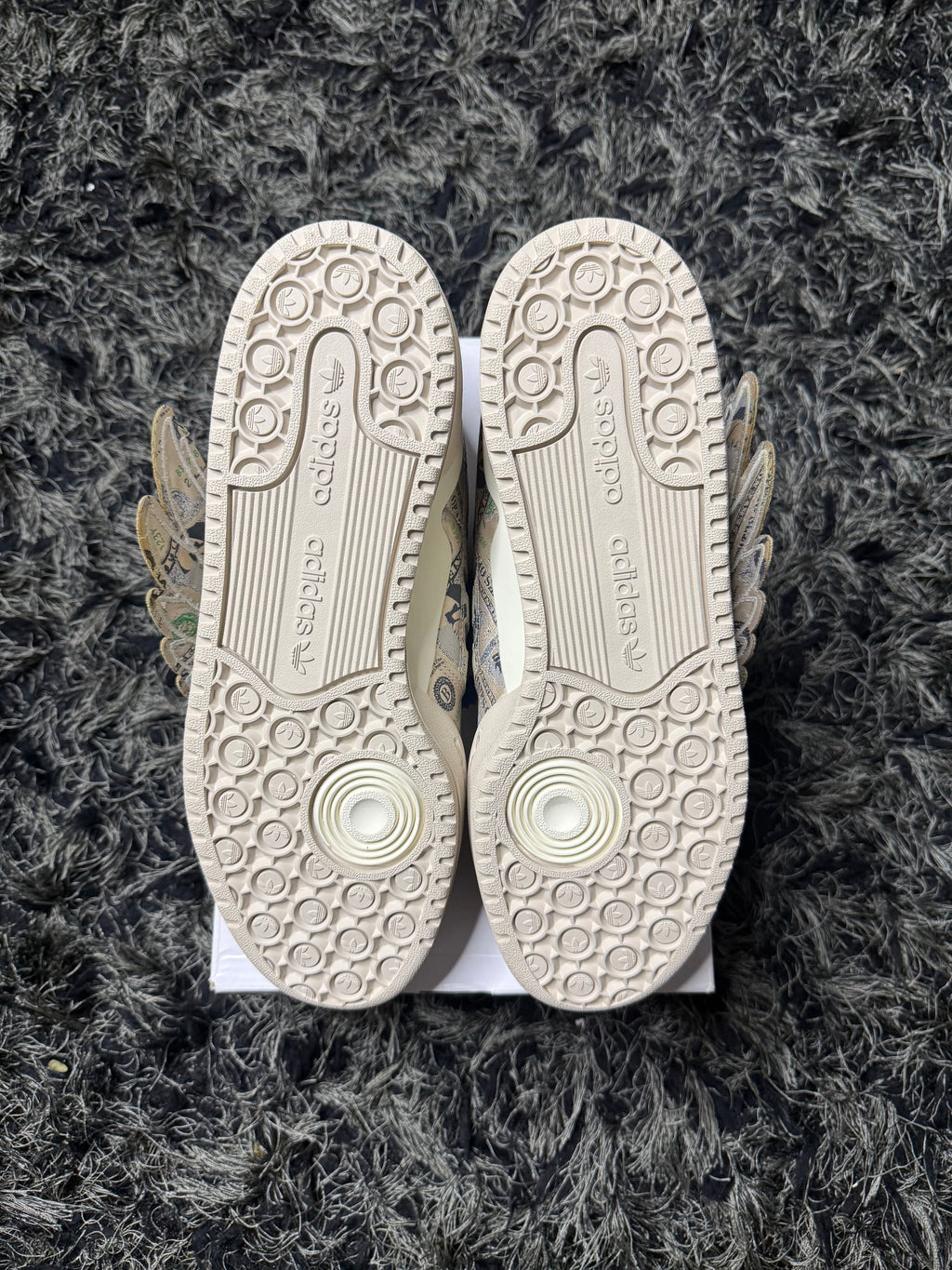 Sz(10) Adidas x Jeremy Scott money forum low  “DS”