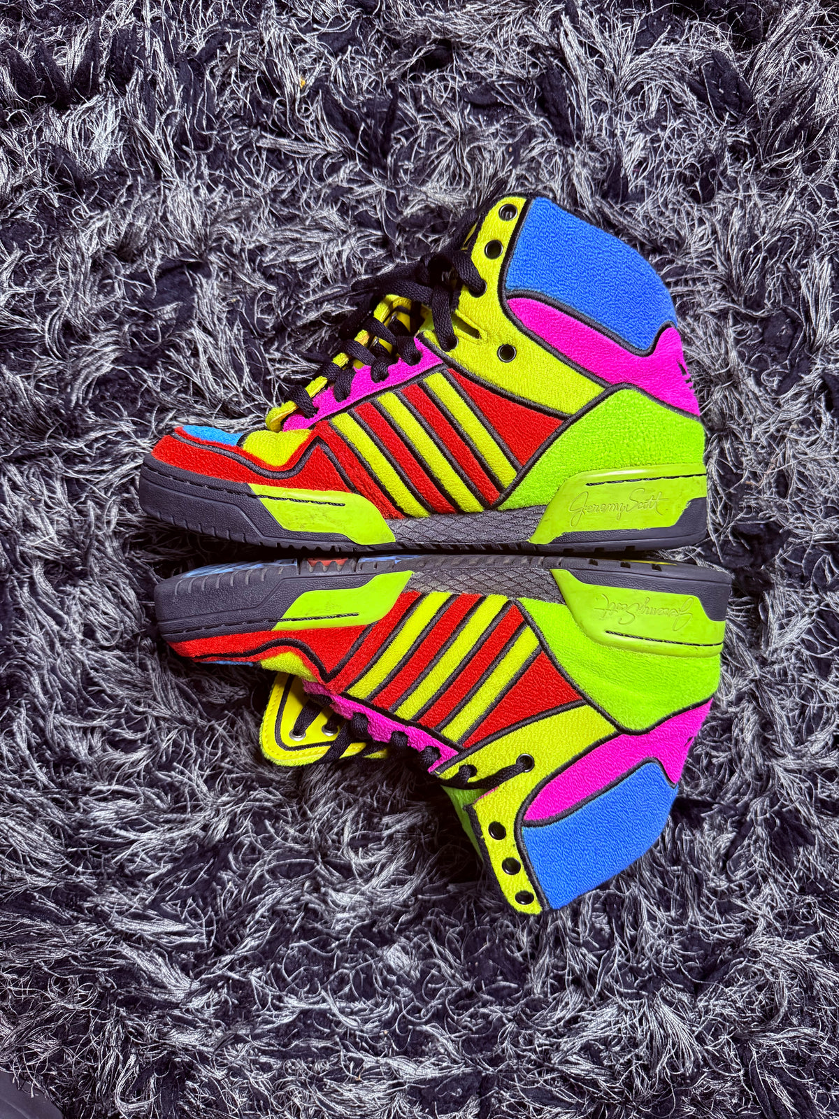 Sz(8) Adidas x Jeremy Scott multicolor rainbow 1.0
