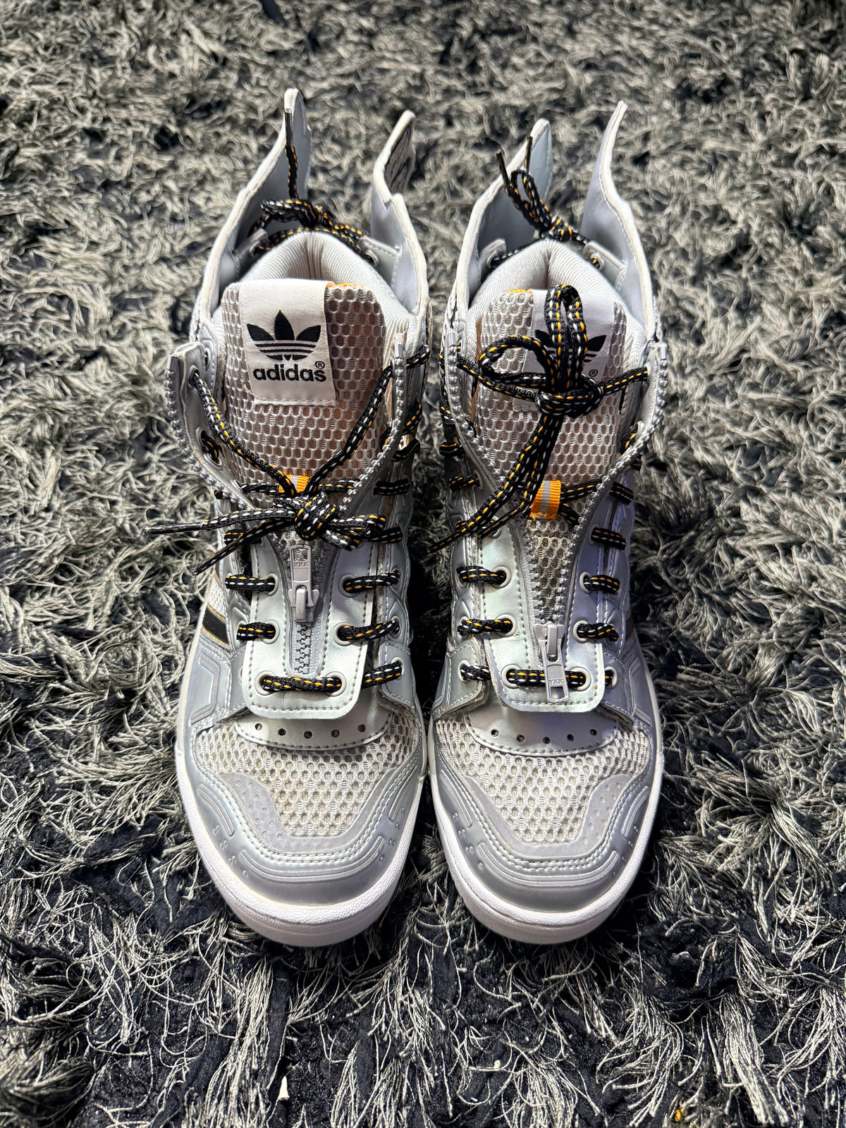 Sz(8) Adidas x Jeremy Scott grey mesh 2.0