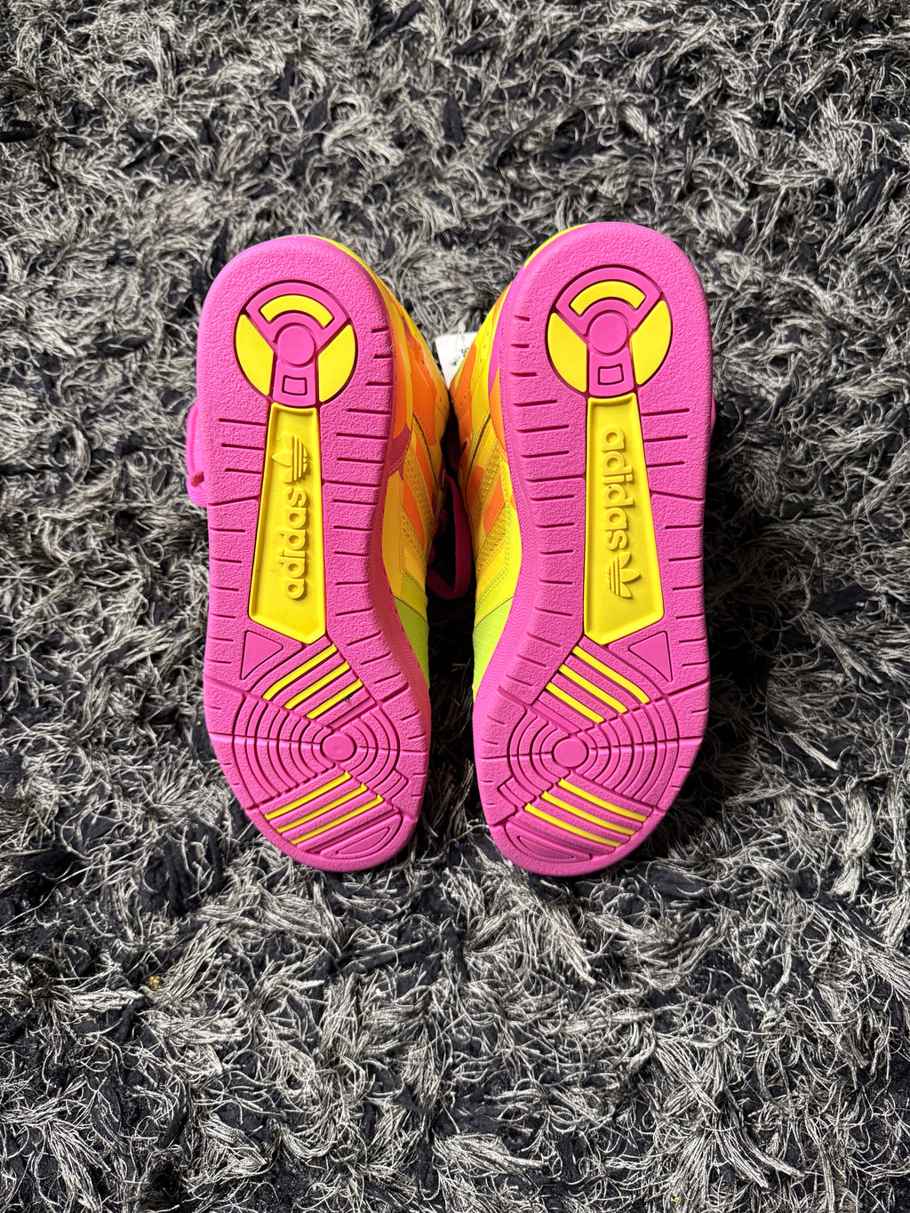 Sz(10.5) Adidas x Jeremy Scott neon camo Hi instinct “DS”