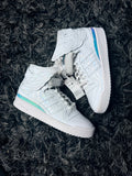 Sz(8) Adidas x Jeremy Scott 4.0 Opal “DS”