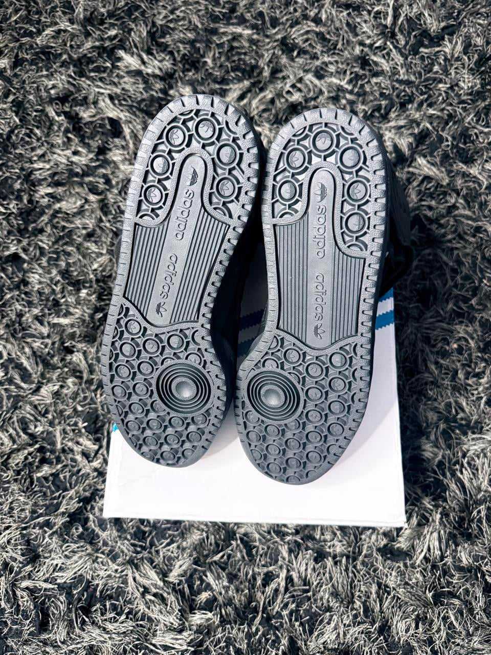 Sz(8) Adidas x Jeremy Scott Core black forum 4.0 (DS)
