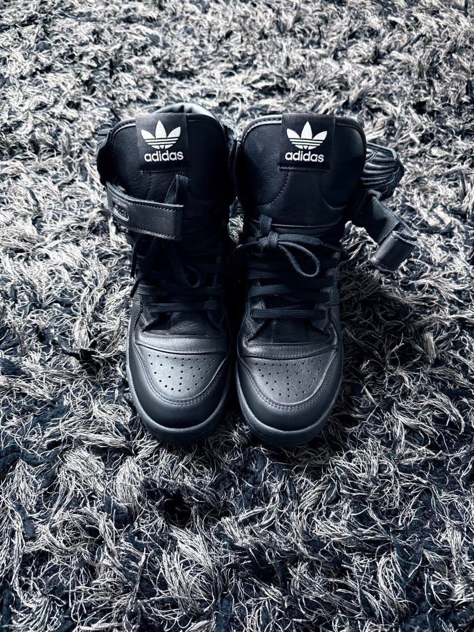 Sz(12) Adidas x Jeremy Scott Core black forum 4.0