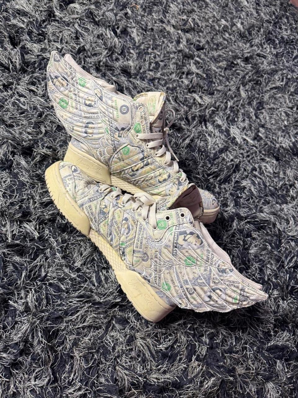 Sz(10) Adidas x Jeremy Scott Money 2.0
