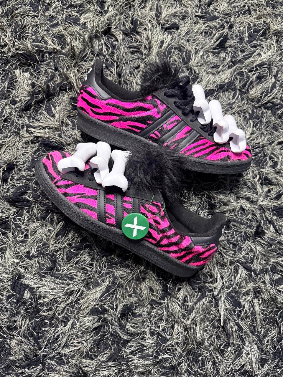 Sz(10.5) Adidas x Jeremy Scott campus 80s pink zebra (Ds)