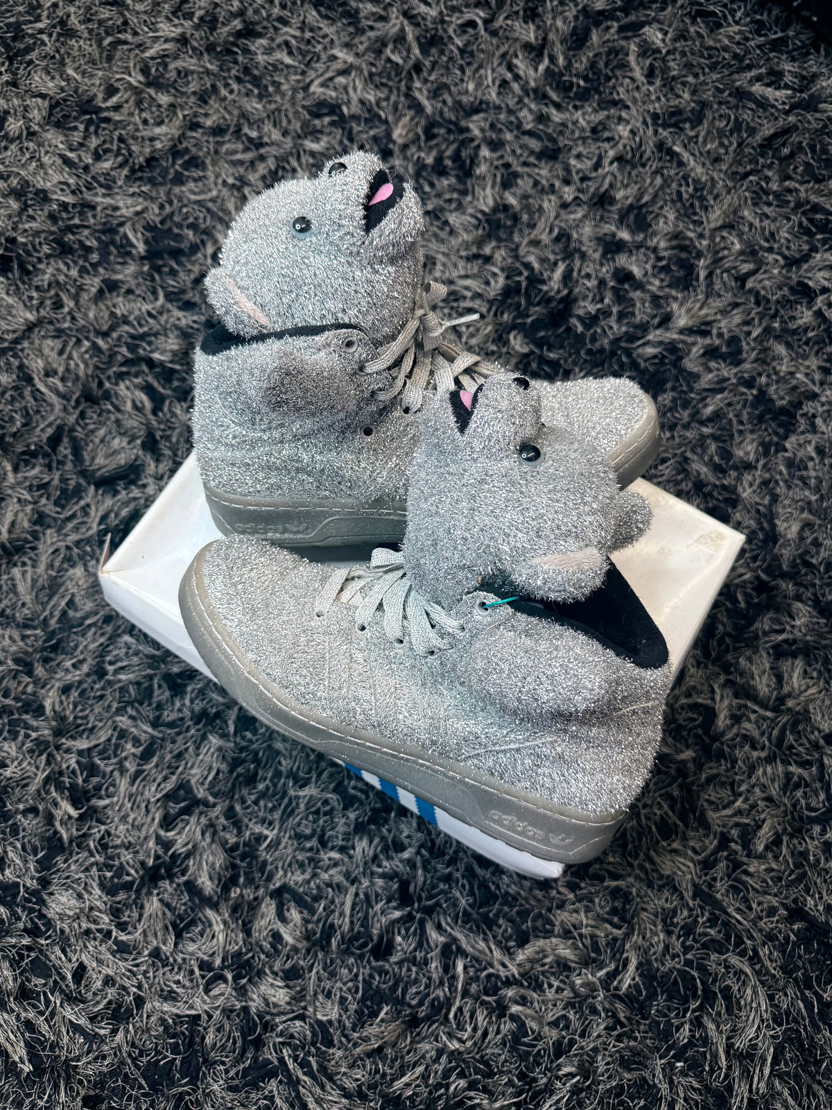Sz(8) Adidas x Jeremy Scott silver tinsel teddy bear