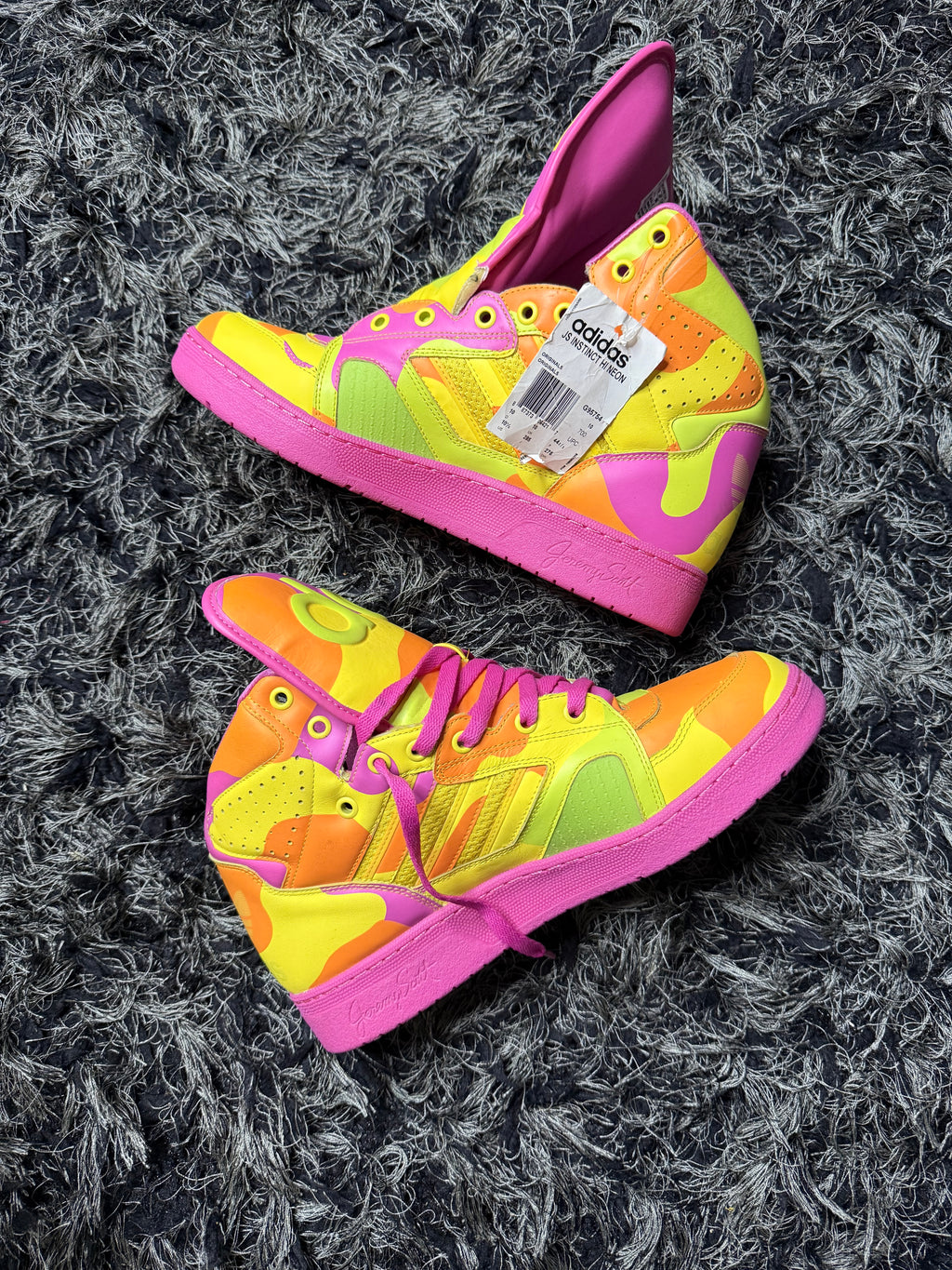 Sz(10.5) Adidas x Jeremy Scott neon camo Hi instinct “DS”