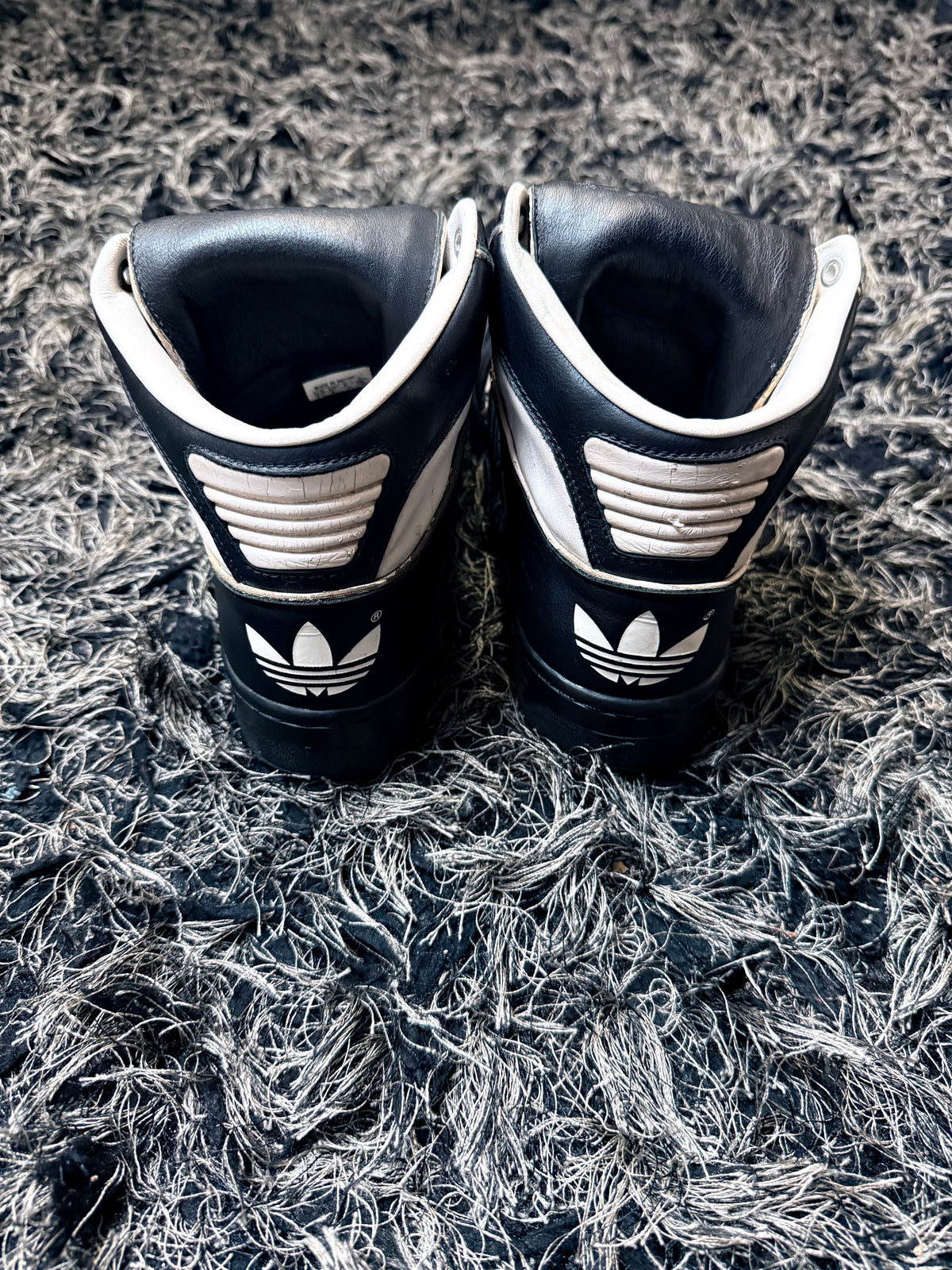 Sz(8.5) Adidas x Jeremy Scott conductor Hi