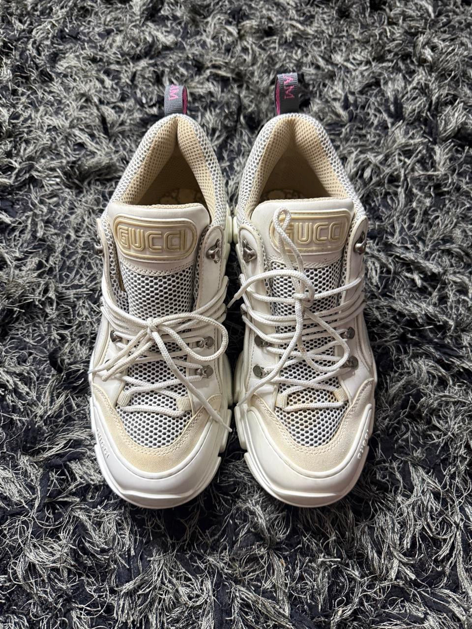 Sz(10) Gucci Flash trek