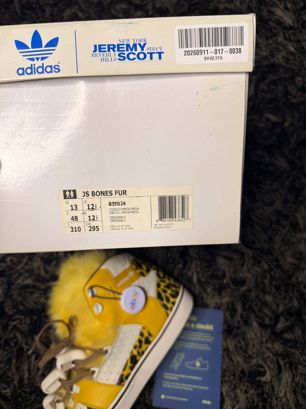 Sz(13) Adidas x Jeremy Scott leopard yellow fur bones