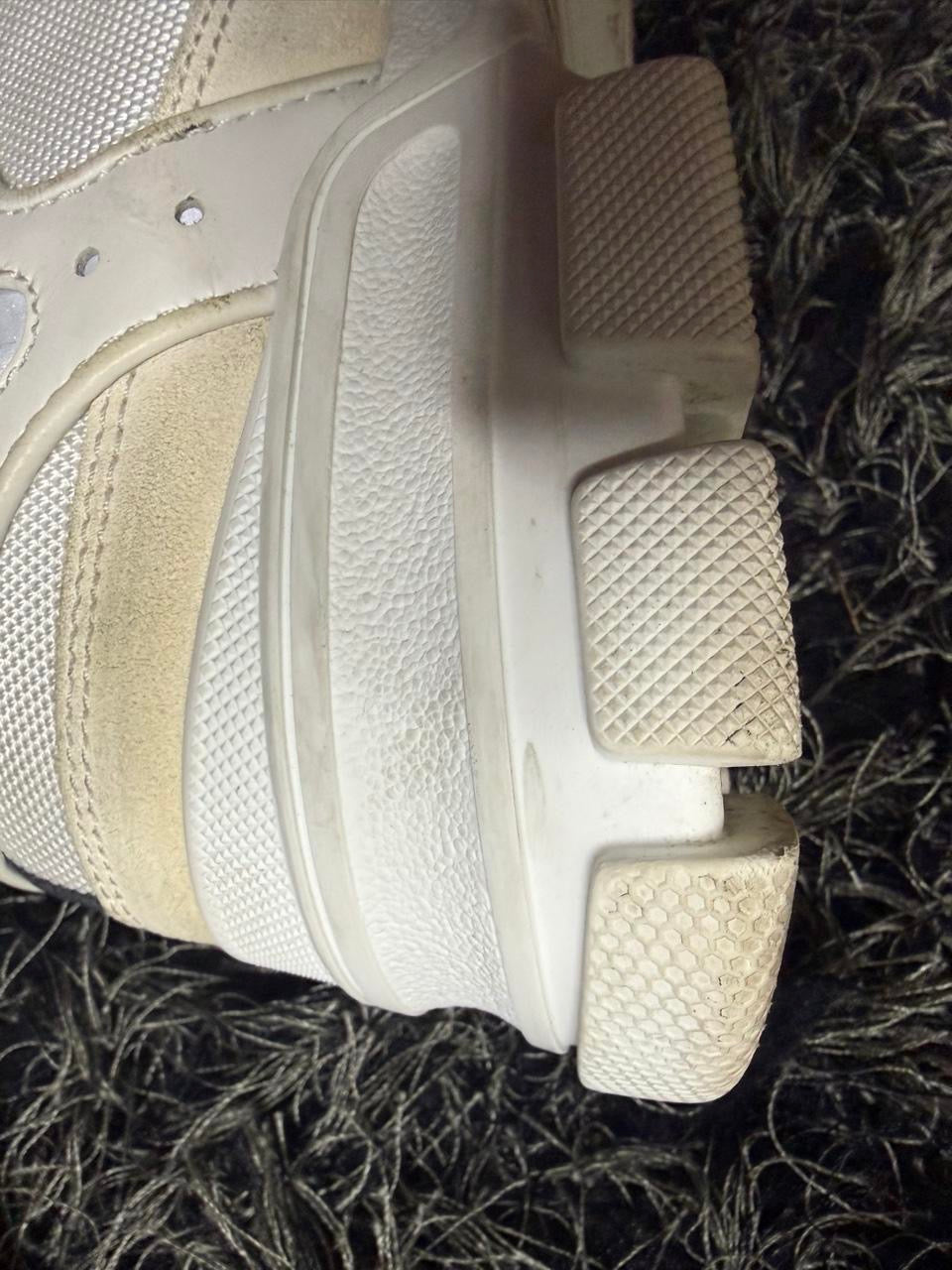 Sz(10) Gucci Flash trek