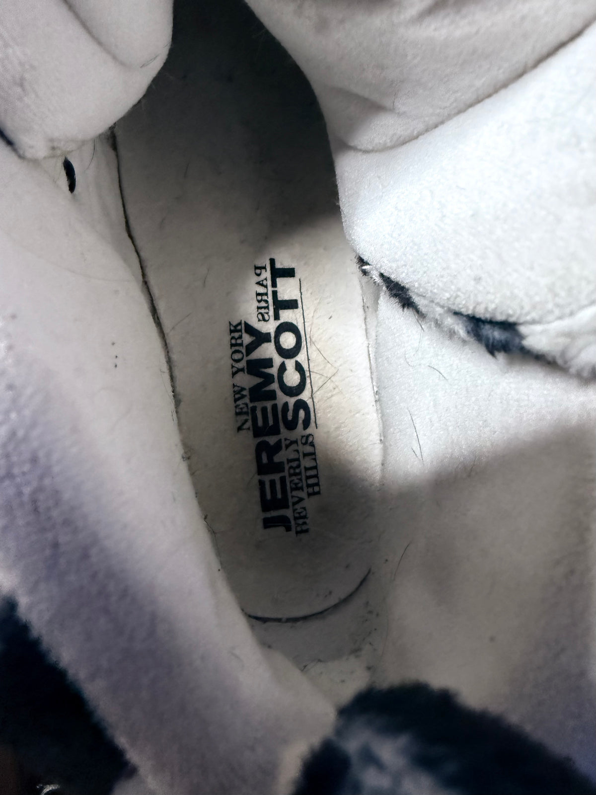 Sz(13) Adidas x Jeremy Scott White Tiger
