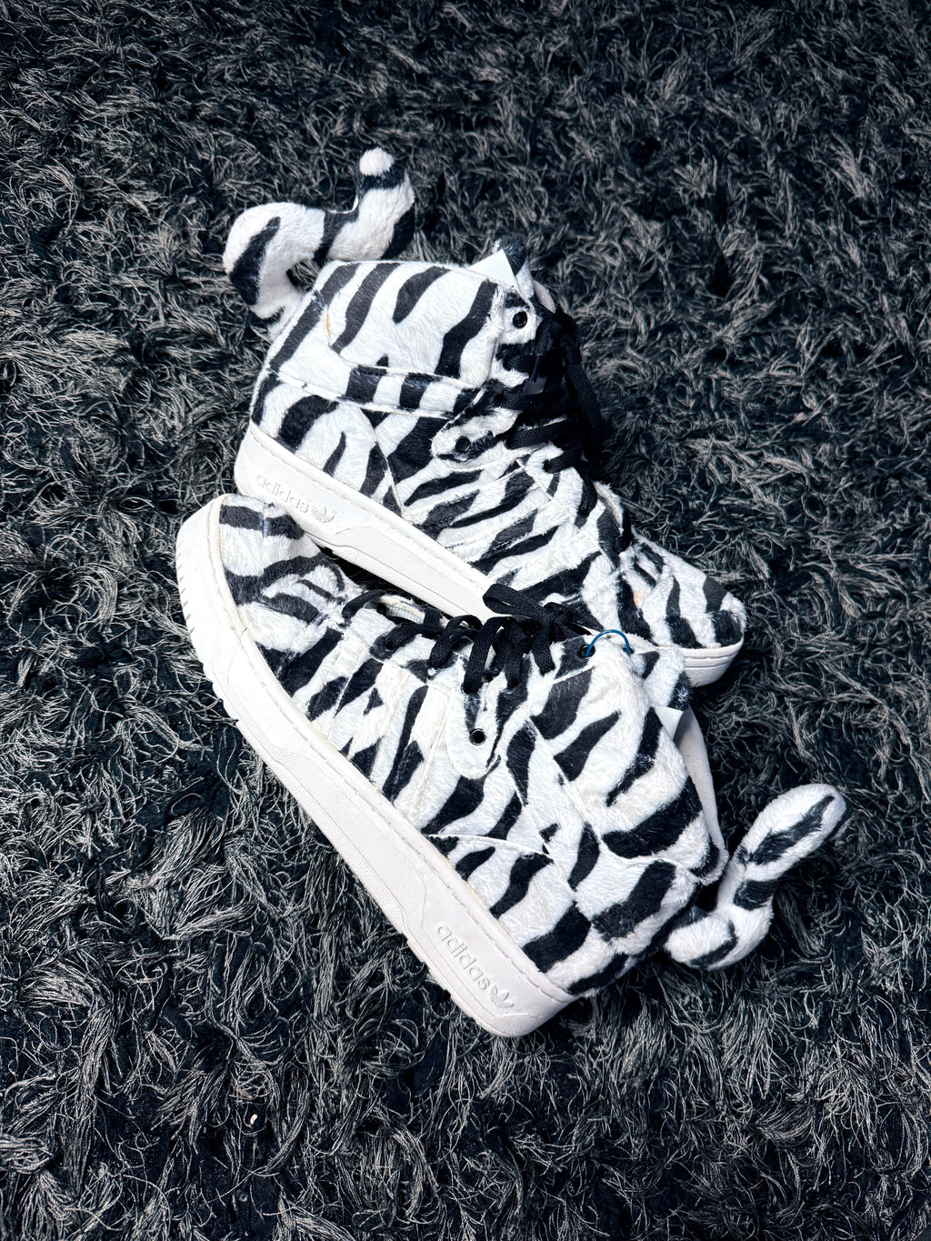 Sz(13) Adidas x Jeremy Scott White Tiger