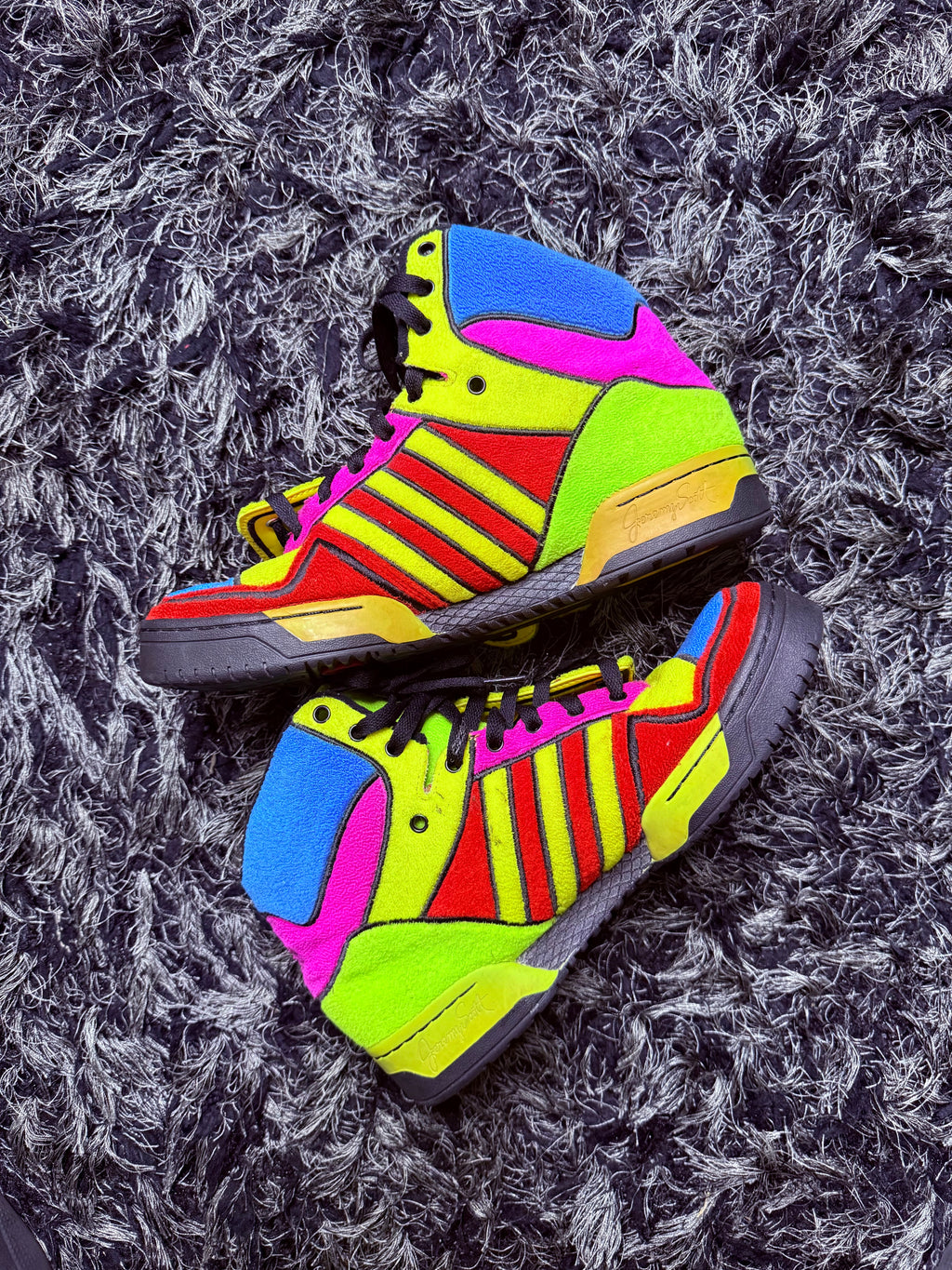 Sz(12) Adidas x Jeremy Scott multicolor rainbow 1.0 (Copy)