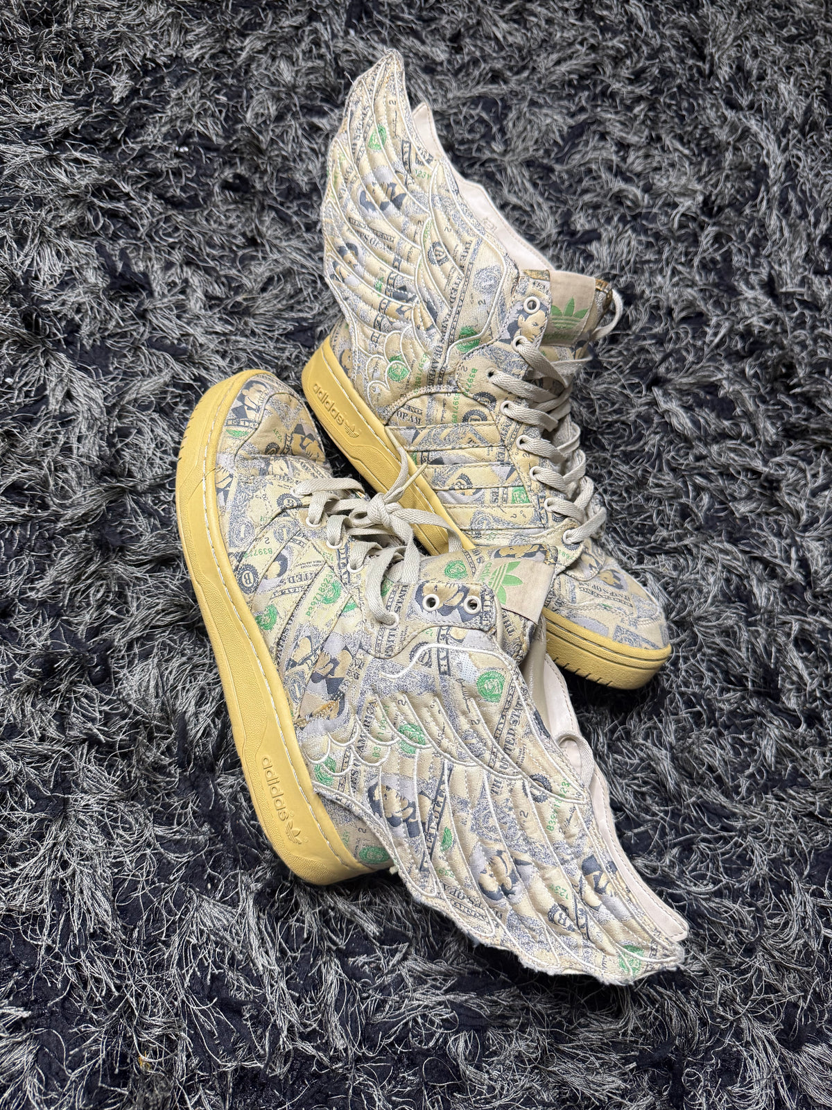 Sz(10.5) Adidas x Jeremy Scott Money 2.0