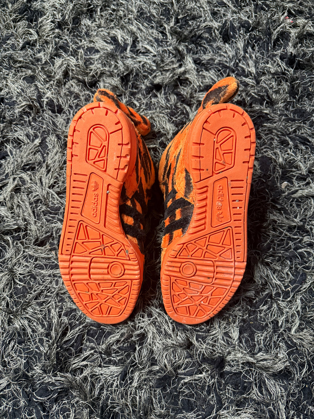 Sz(7) Adidas x Jeremy Scott Tiger