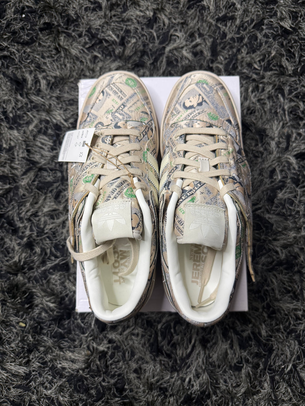 Sz(10) Adidas x Jeremy Scott money forum low  “DS”